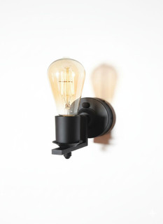 دیوارکوب فلزی مدرن D106